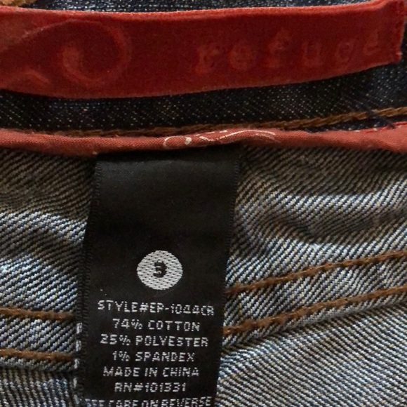 VINTAGE Refuge cropped jeans - high-low cut offs - Picture 6 of 7